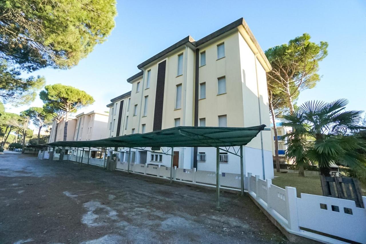 Residence Goletta Bibione Exterior foto
